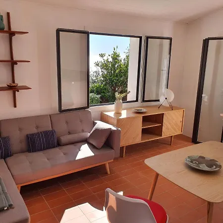 La Leontine Villa